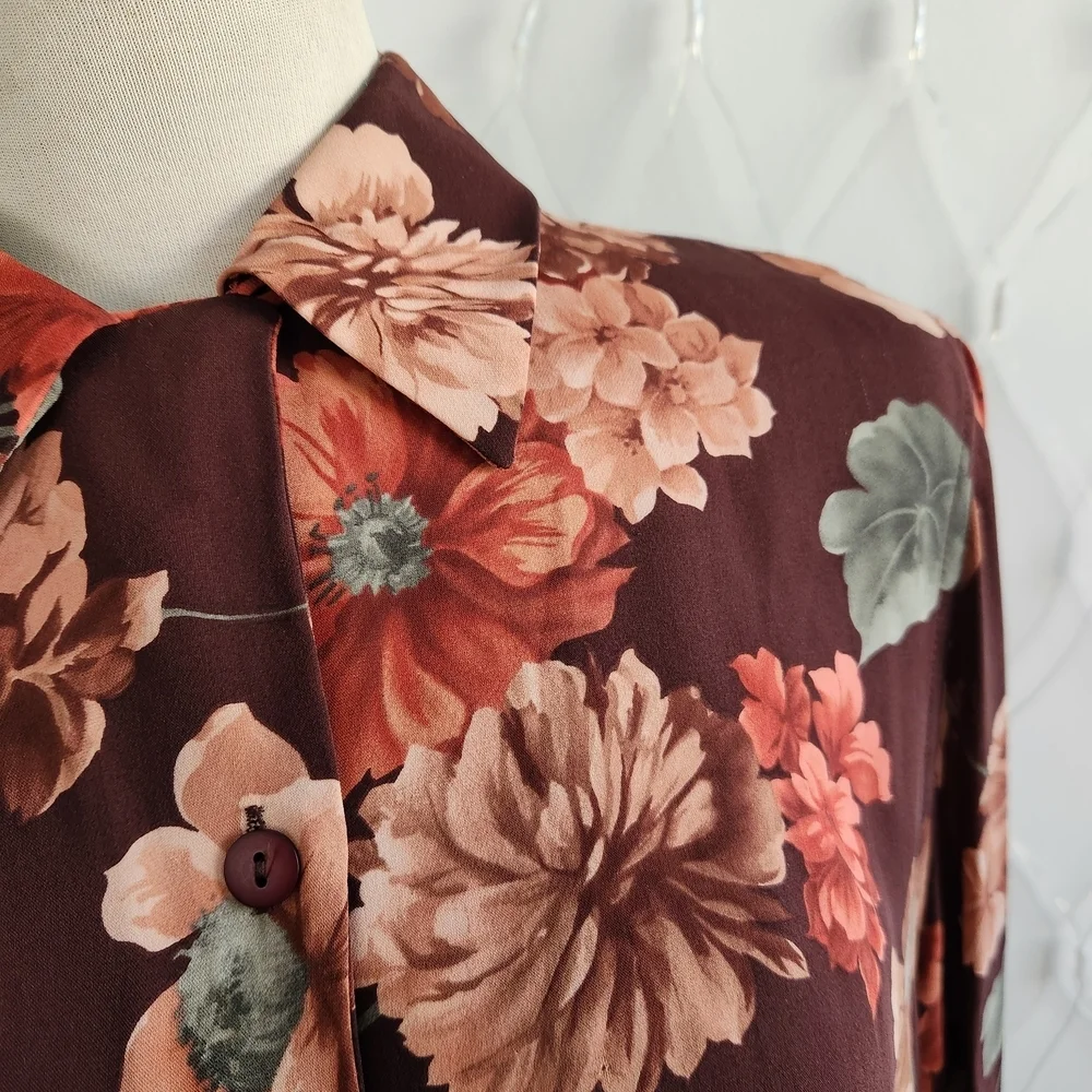 Jones New York Country Floral Button-Up Blouse • 100% Silk • Size 12
